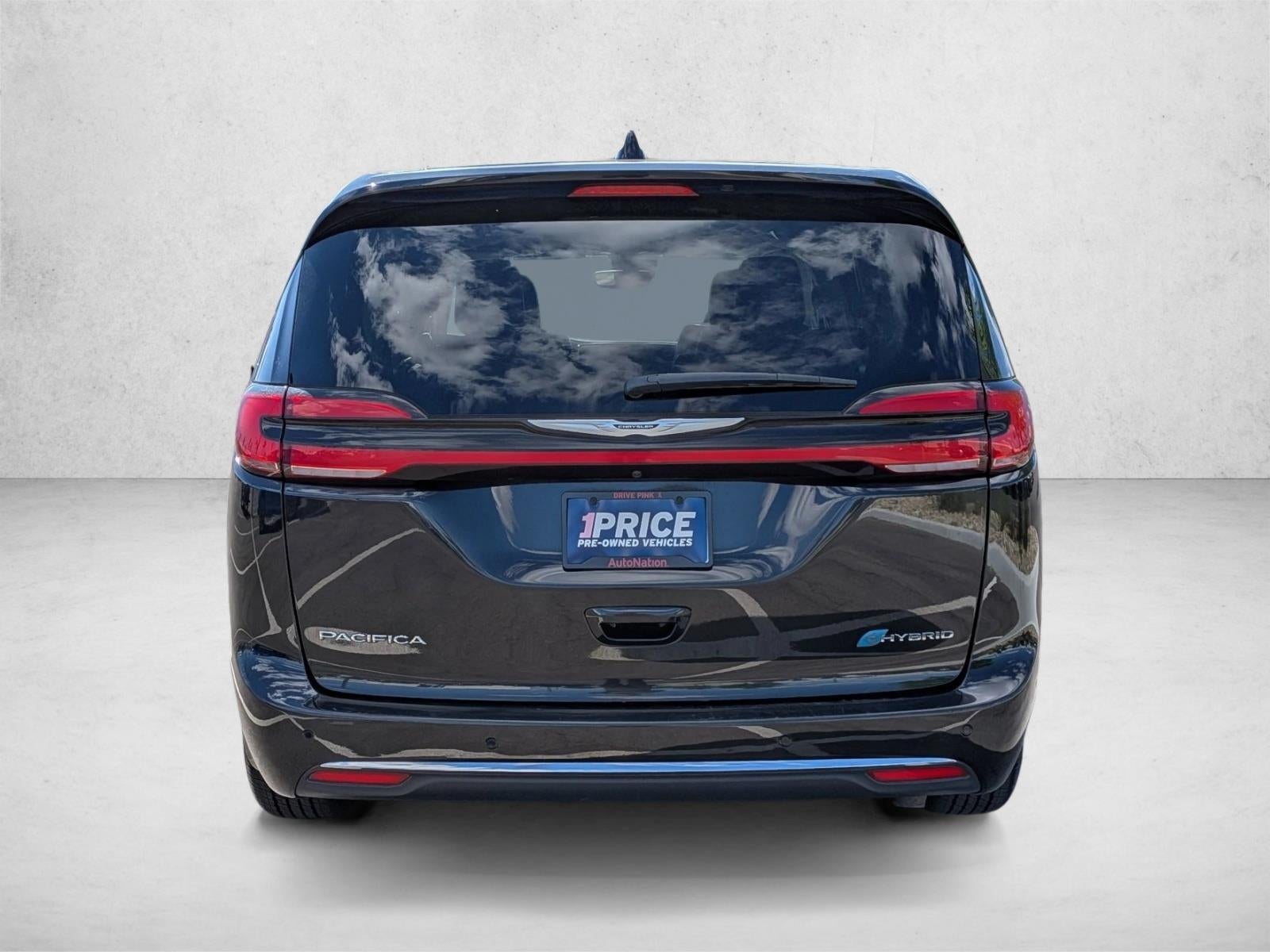 2024 Chrysler Pacifica Hybrid Select FWD