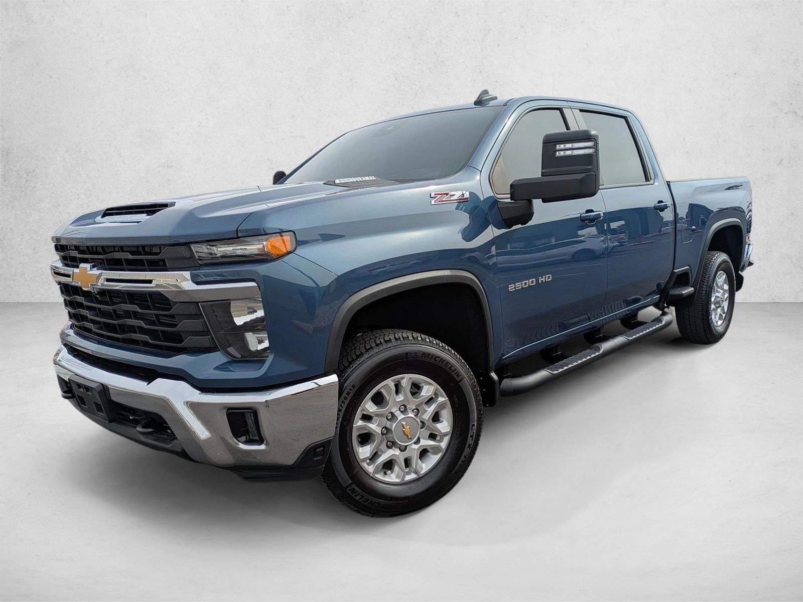 2024 Chevrolet Silverado 2500 HD Crew Cab Standard Box 4-Wheel Drive LT