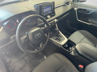 2021 Toyota RAV4 LE FWD (Natl)