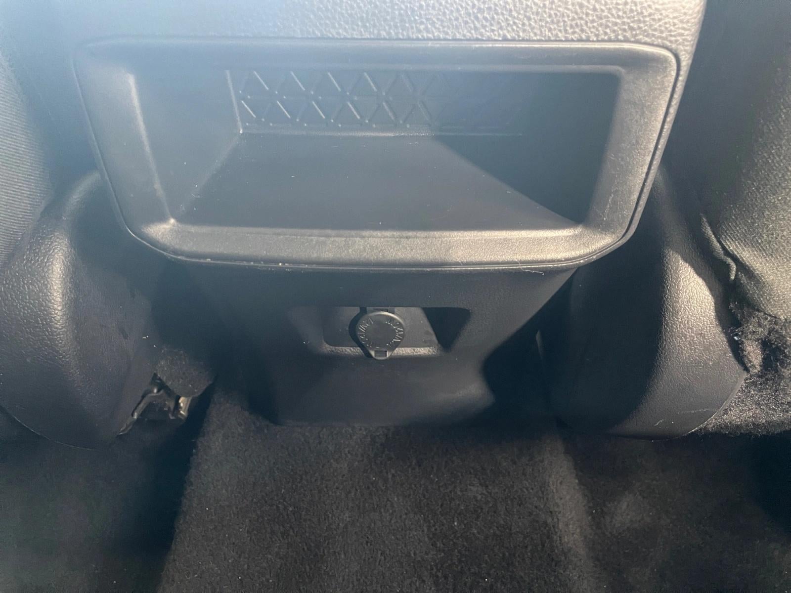 2021 Toyota RAV4 LE FWD (Natl)