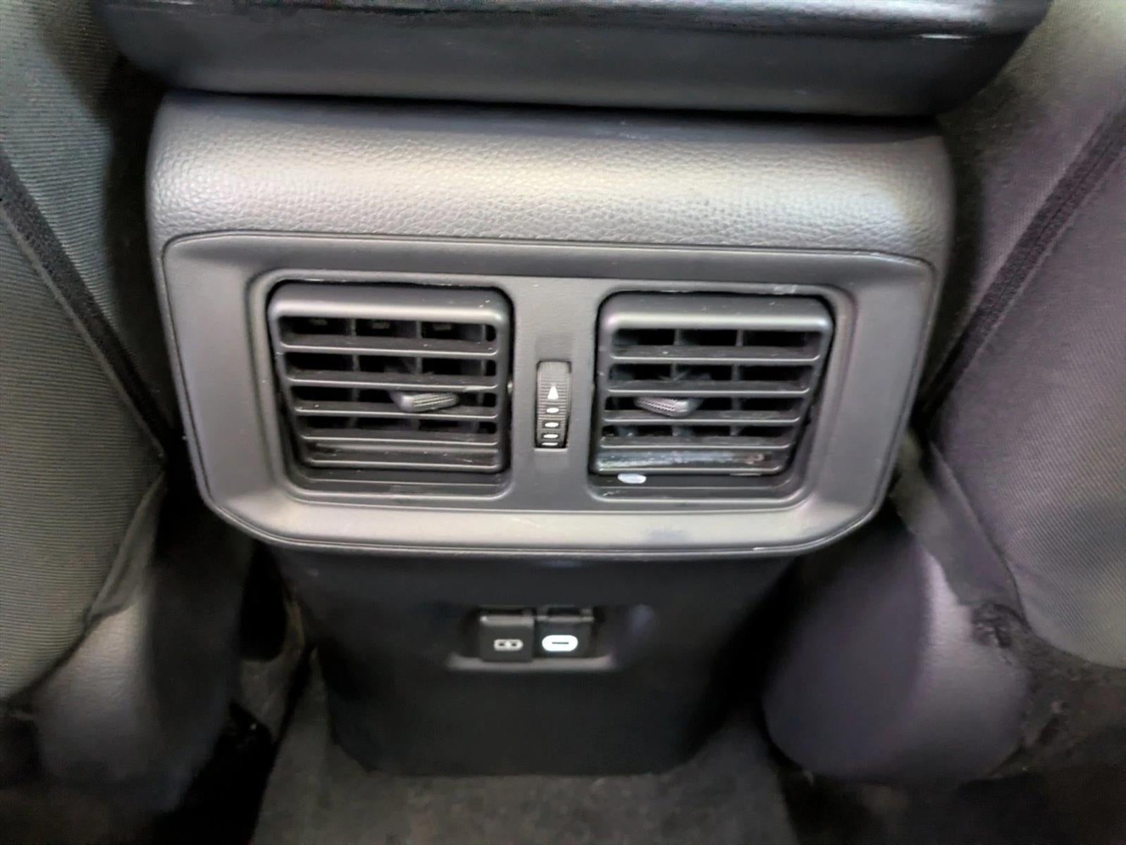 2024 Toyota RAV4 Hybrid Woodland AWD (Natl)