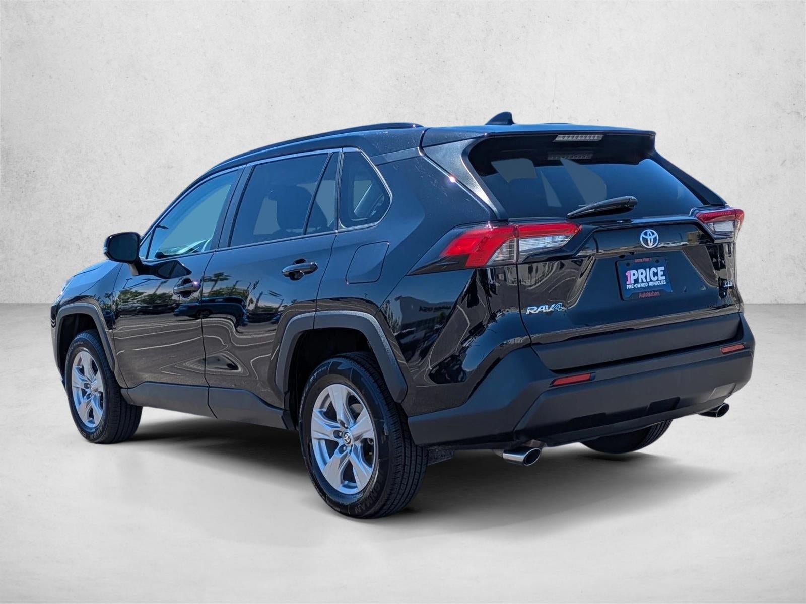 2025 Toyota RAV4 XLE FWD (GS)