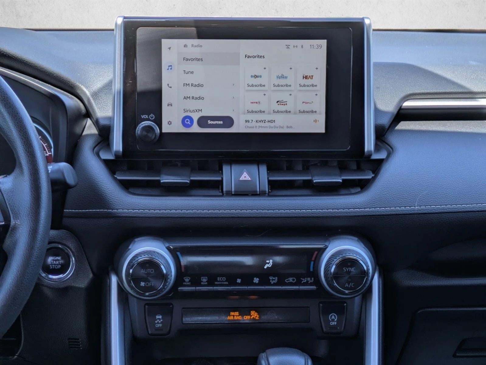 2023 Toyota RAV4 XLE FWD (GS)