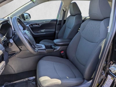 2023 Toyota RAV4 XLE FWD (GS)