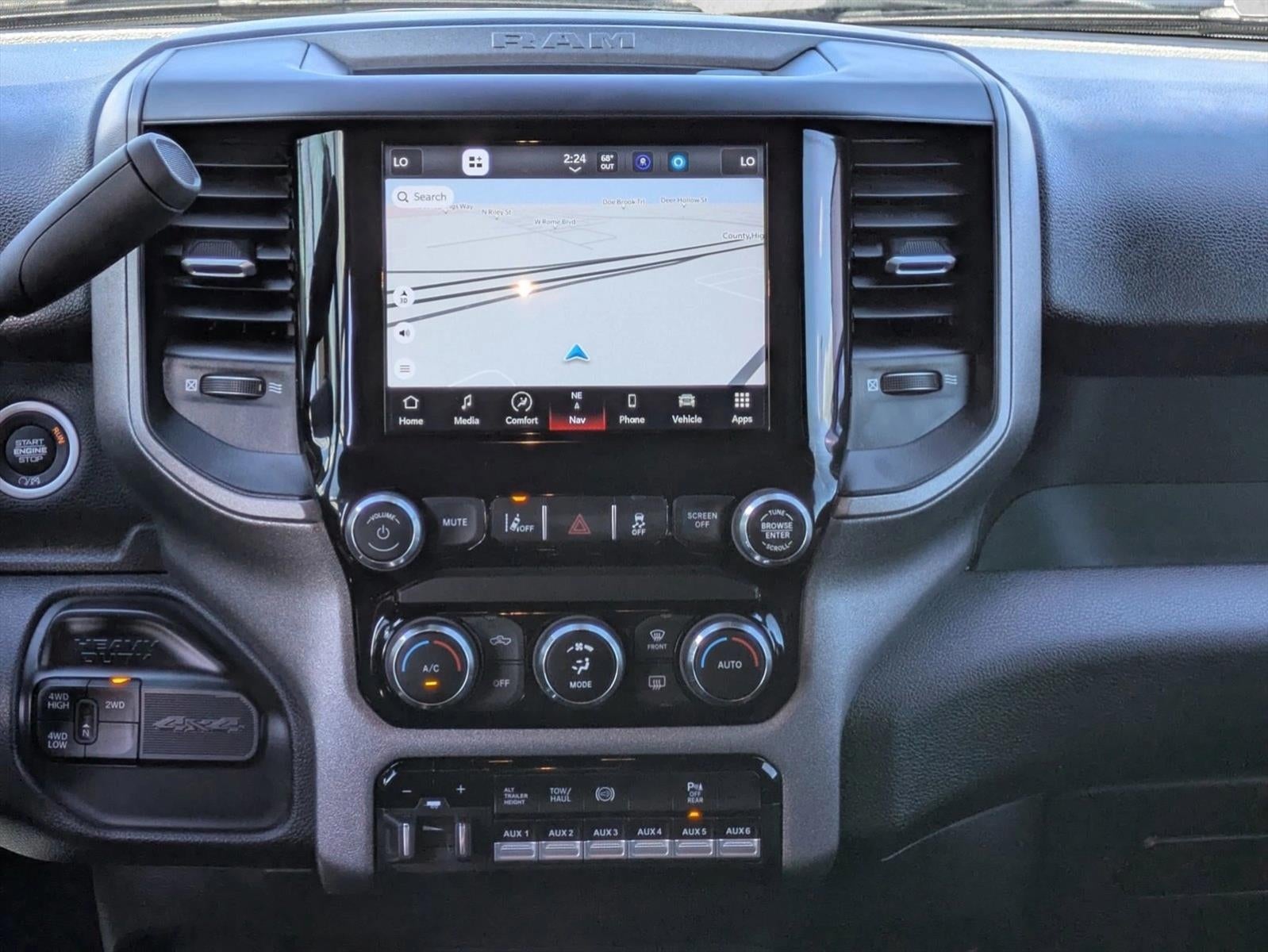 2024 RAM 3500 Tradesman 4x4 Crew Cab 6'4" Box