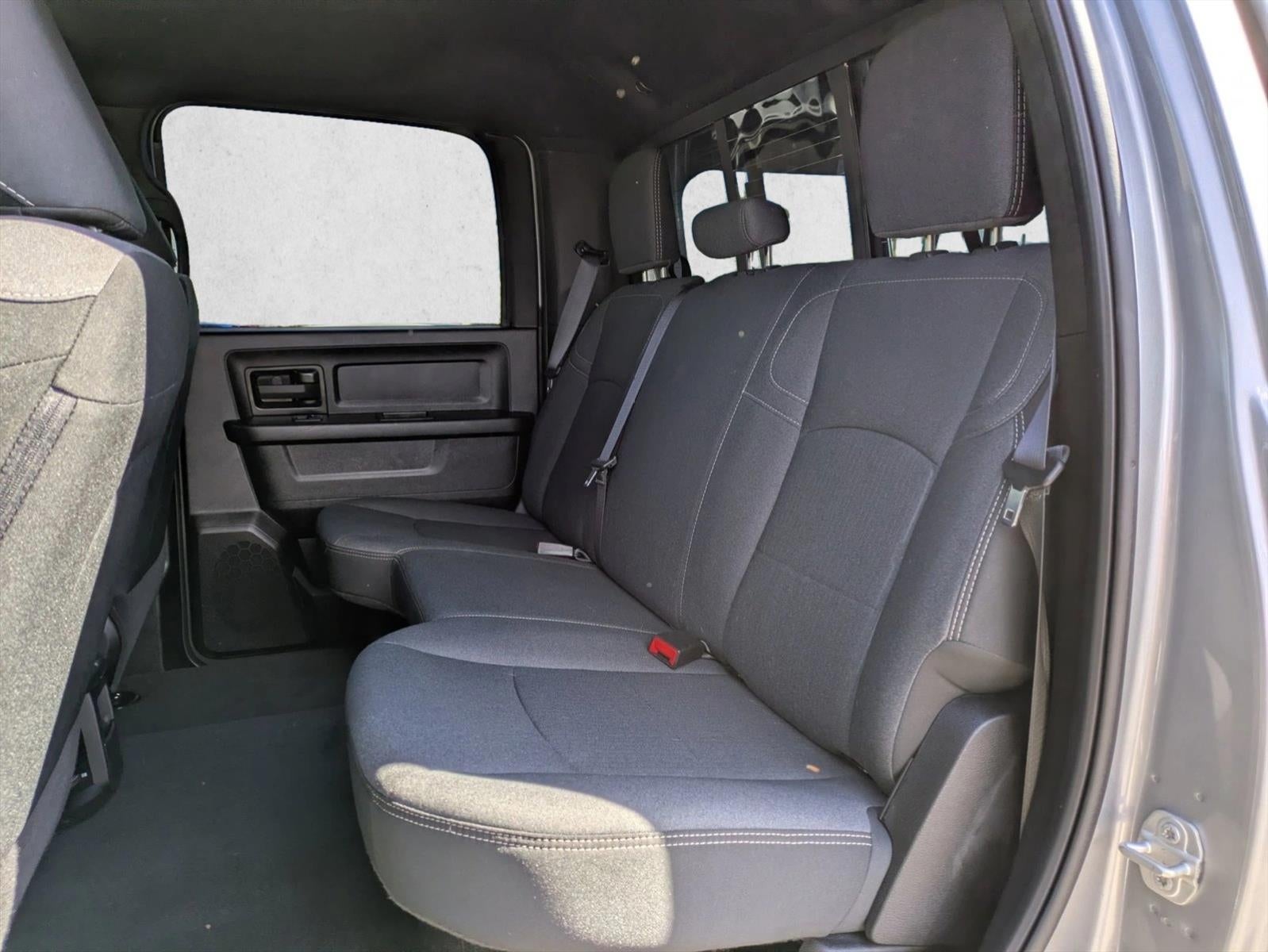2024 RAM 3500 Tradesman 4x4 Crew Cab 6'4" Box