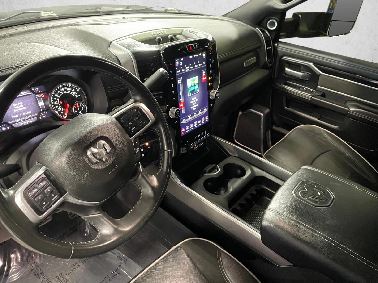 2020 RAM 3500 Laramie 4x4 Crew Cab 8' Box