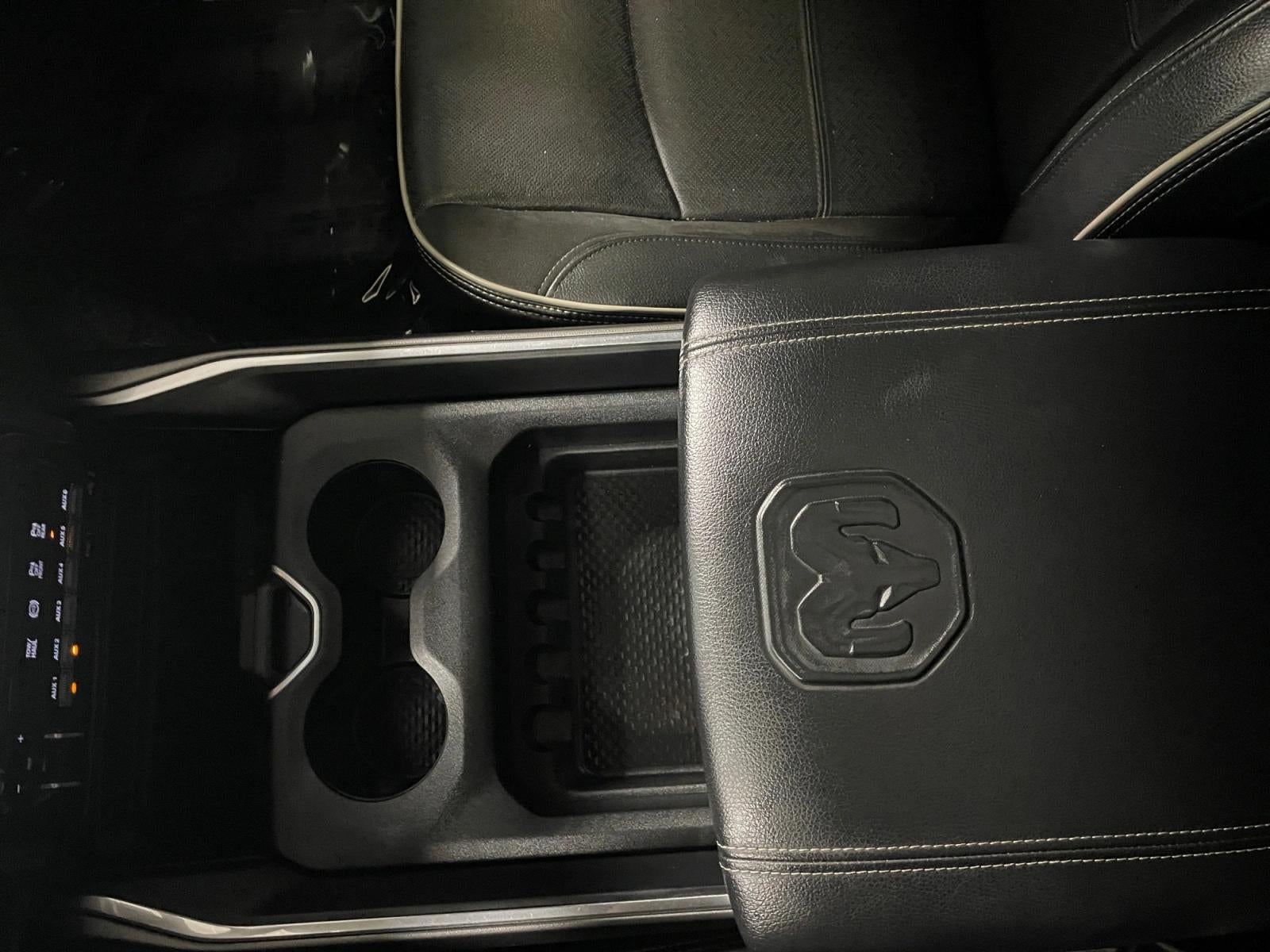 2020 RAM 3500 Laramie 4x4 Crew Cab 8' Box
