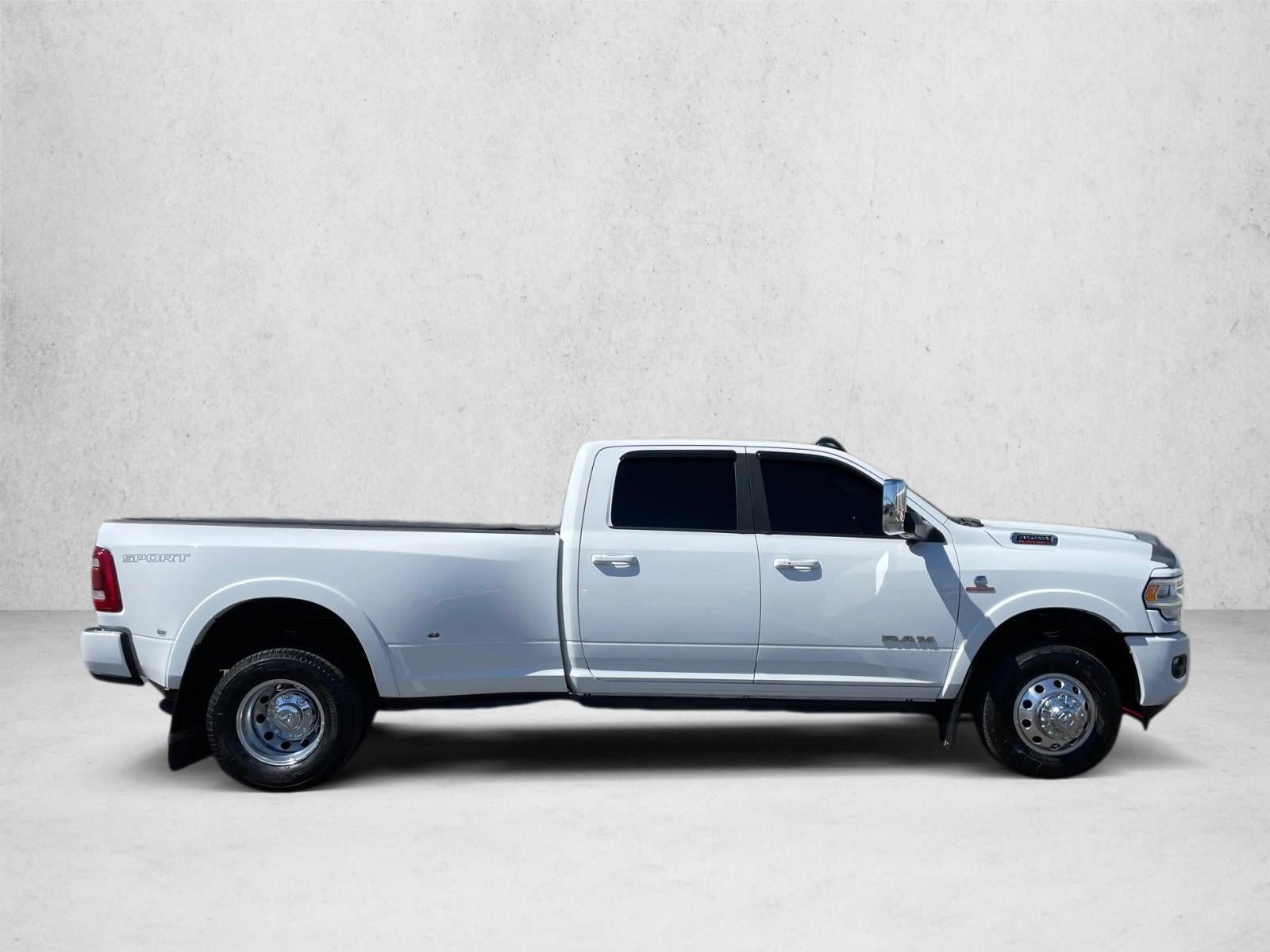 2020 RAM 3500 Laramie 4x4 Crew Cab 8' Box
