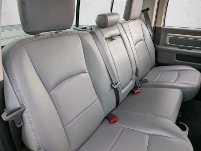 2015 RAM 1500 4WD Crew Cab 5.7 Ft Box Big Horn