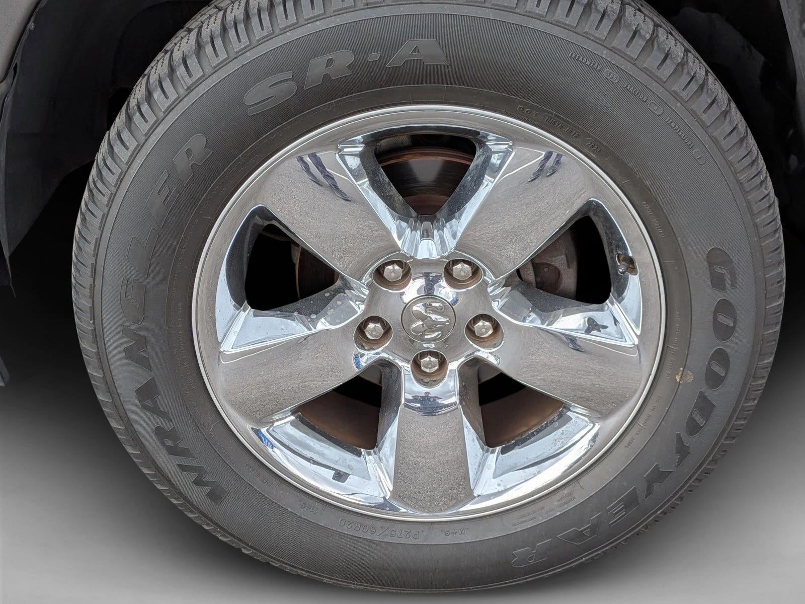 2015 RAM 1500 4WD Crew Cab 5.7 Ft Box Big Horn