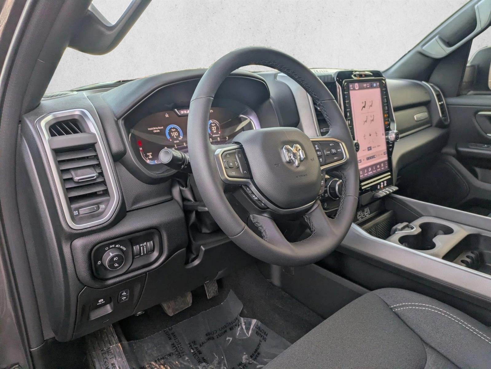 2025 RAM 1500 Big Horn 4x4 Crew Cab 5'7" Box