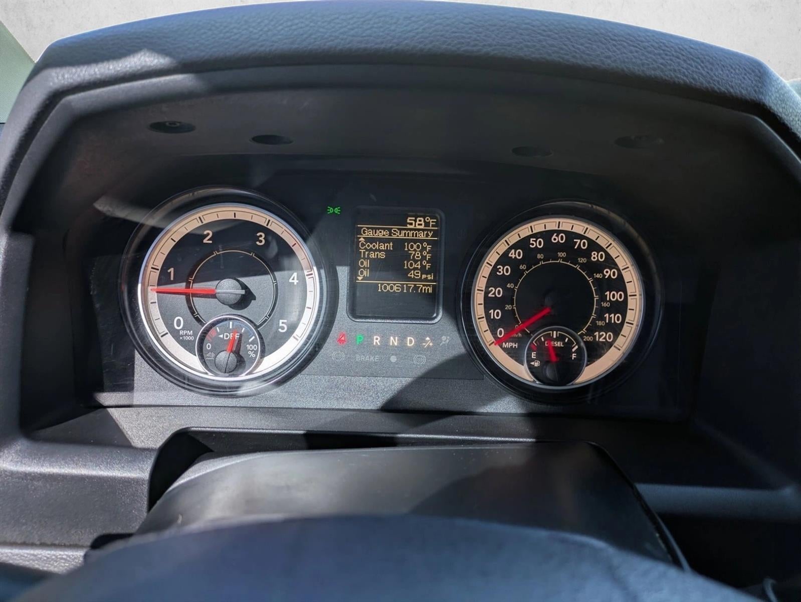 2017 RAM 2500 Tradesman 4x4 Crew Cab 6'4" Box