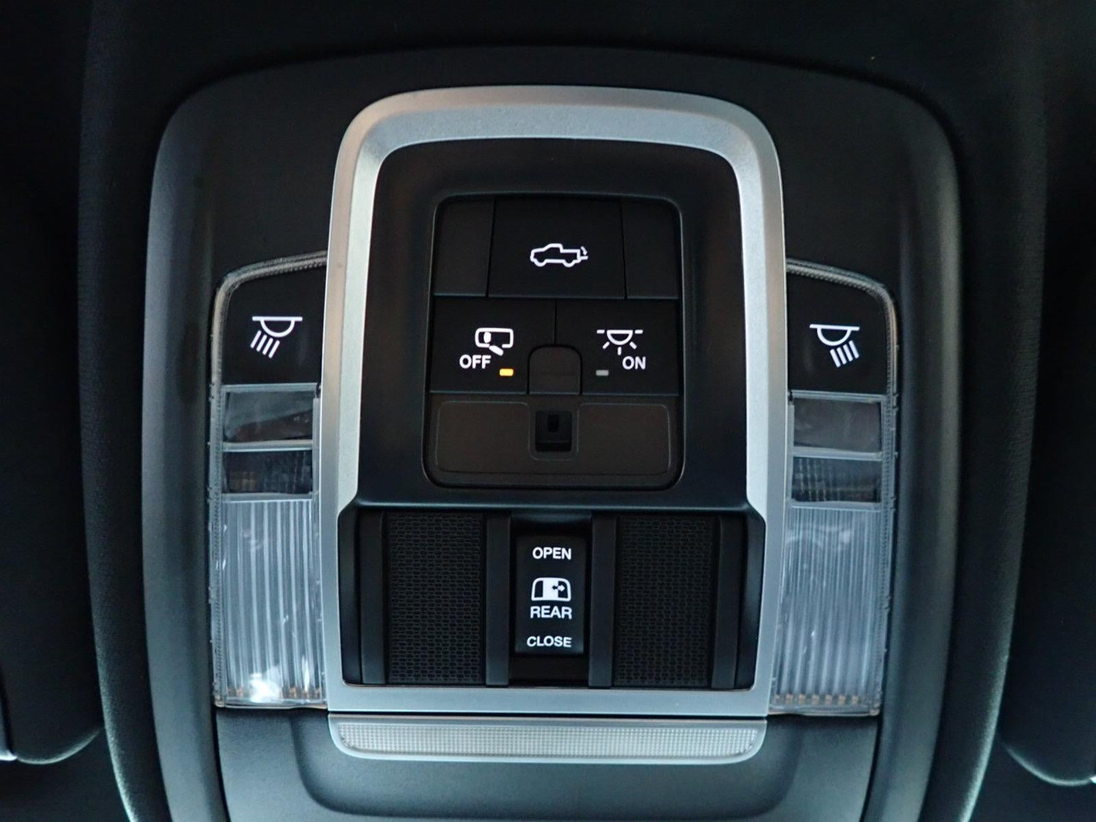 2022 RAM 2500 Laramie 4x4 Crew Cab 6'4" Box