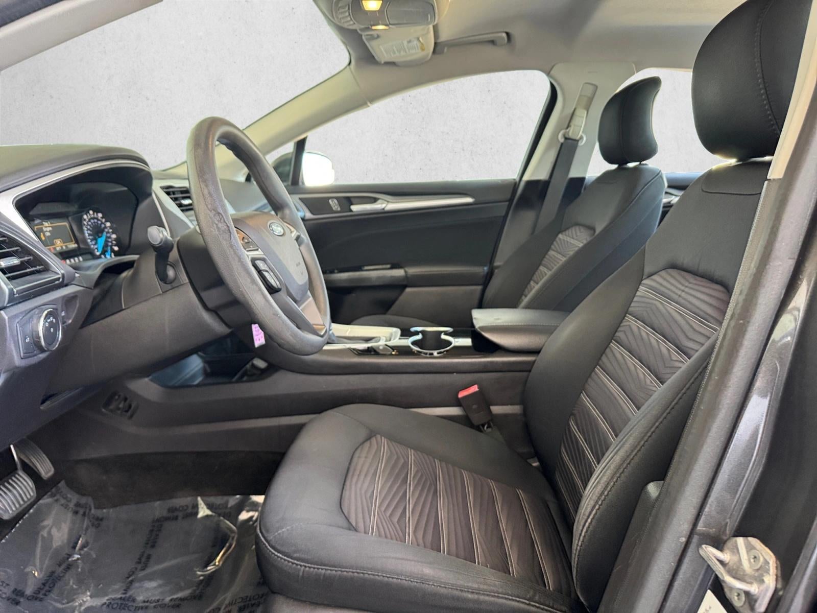 2016 Ford Fusion 4dr Sdn SE FWD