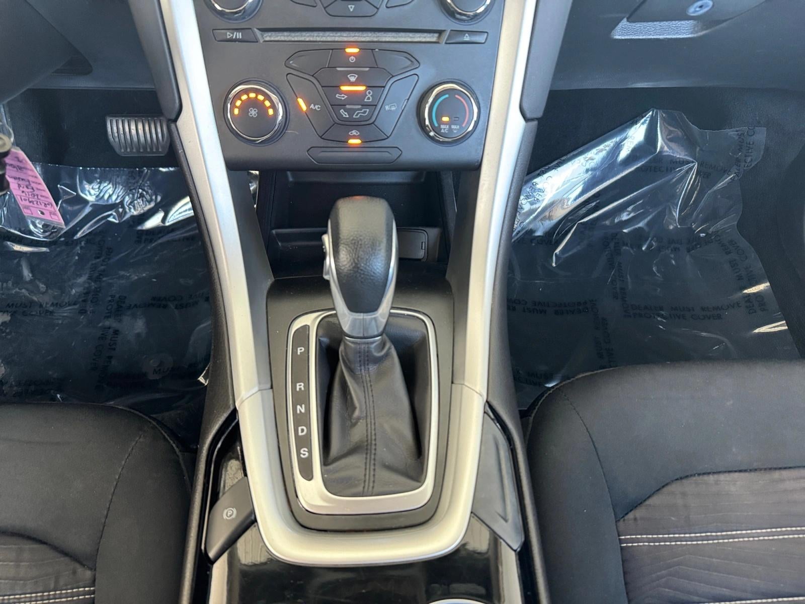 2016 Ford Fusion 4dr Sdn SE FWD