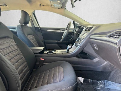 2016 Ford Fusion 4dr Sdn SE FWD