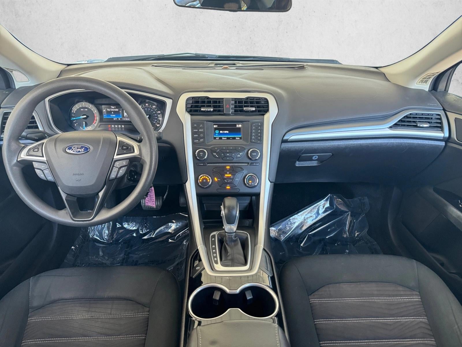 2016 Ford Fusion 4dr Sdn SE FWD