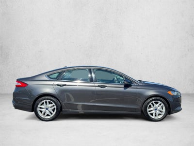 2016 Ford Fusion 4dr Sdn SE FWD