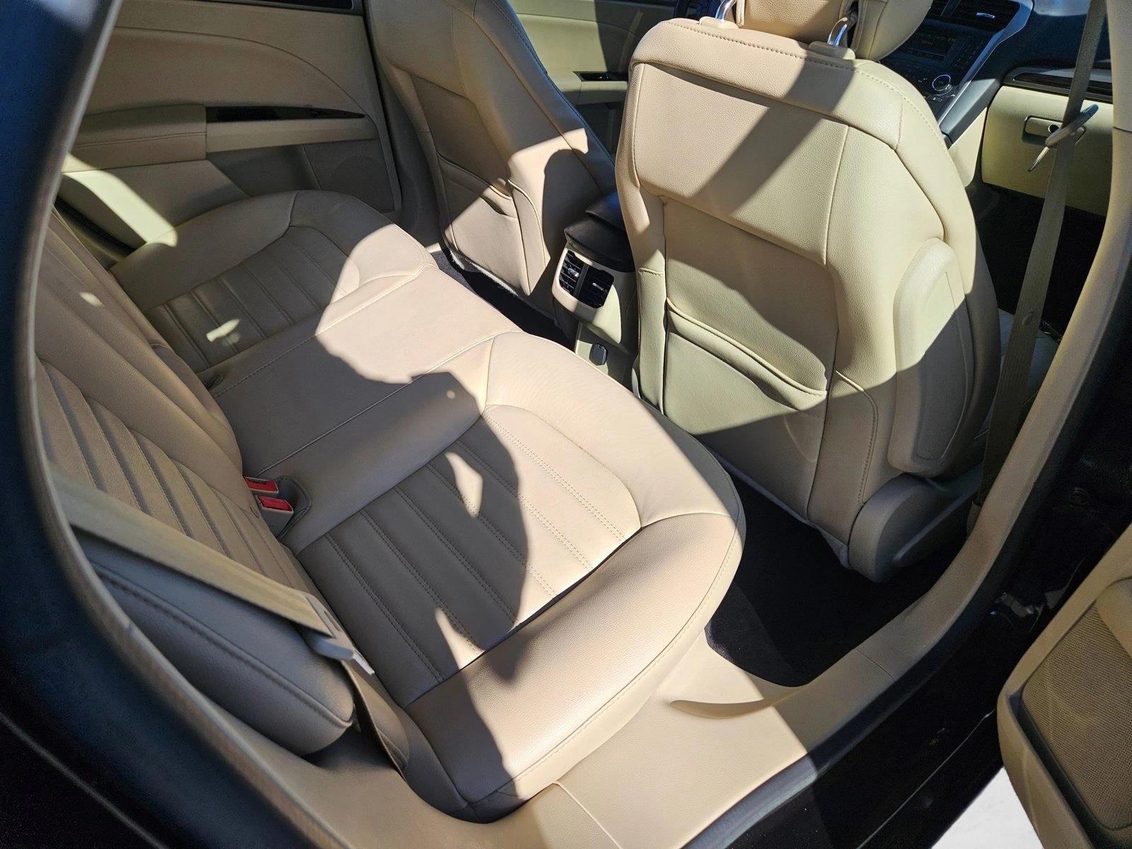 2014 Ford Fusion 4dr Sdn SE FWD