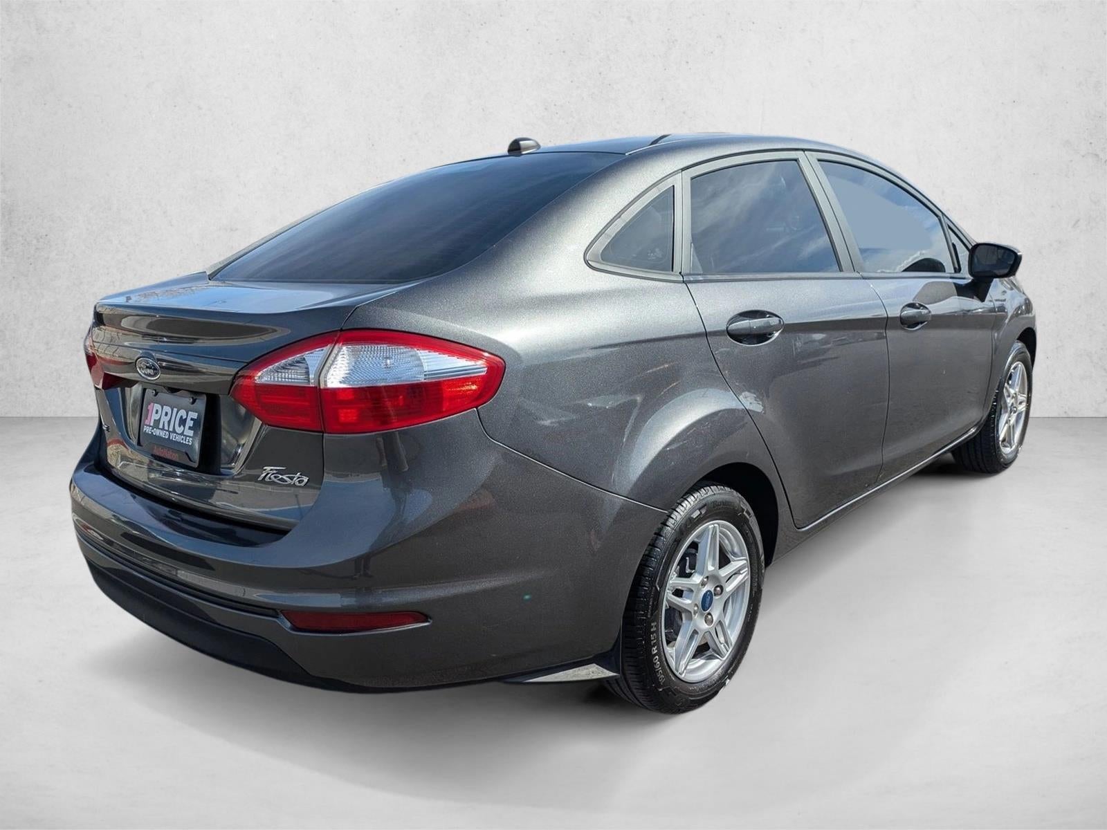 2018 Ford Fiesta SE Sedan