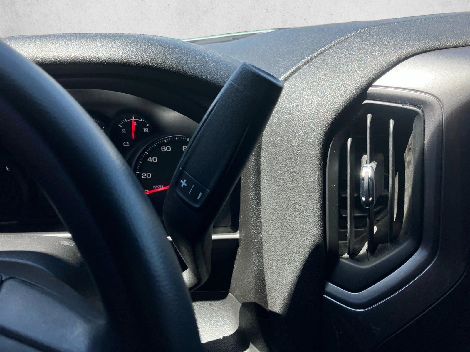 2020 Chevrolet Silverado 1500 Crew Cab Short Box 4-Wheel Drive Custom