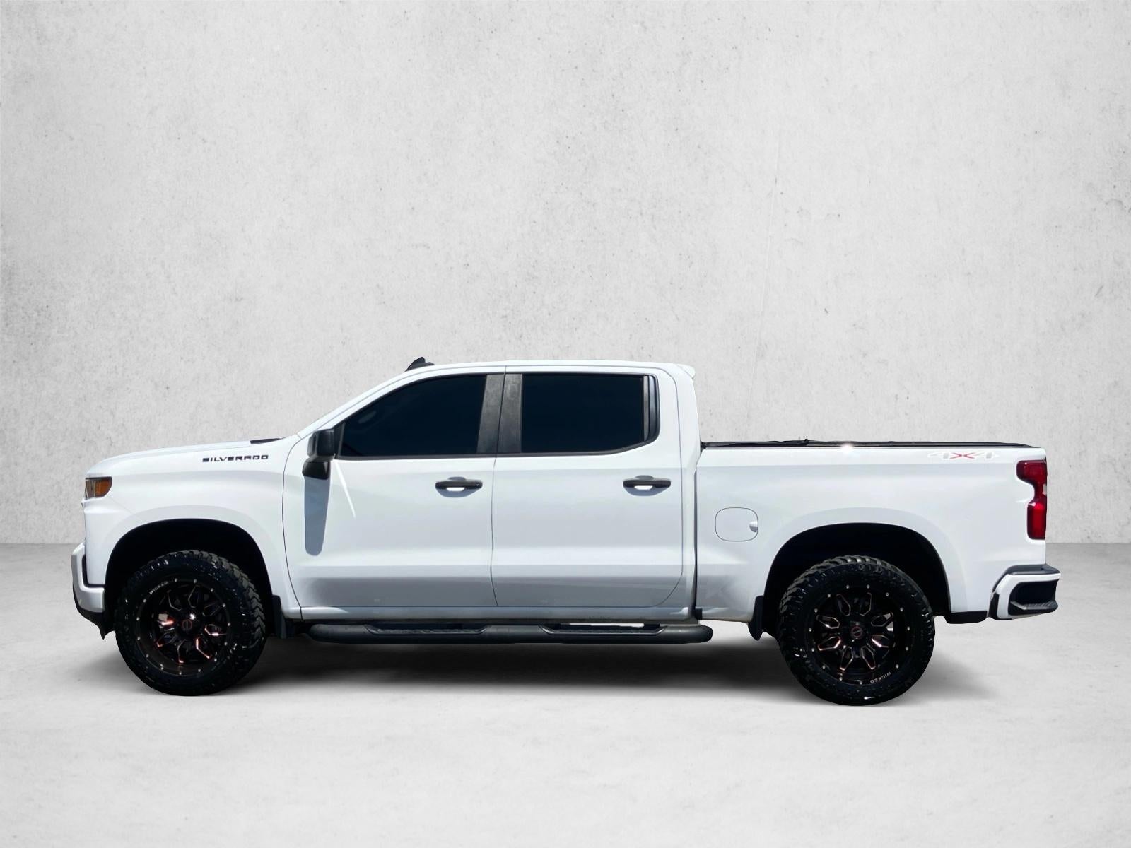2020 Chevrolet Silverado 1500 Crew Cab Short Box 4-Wheel Drive Custom
