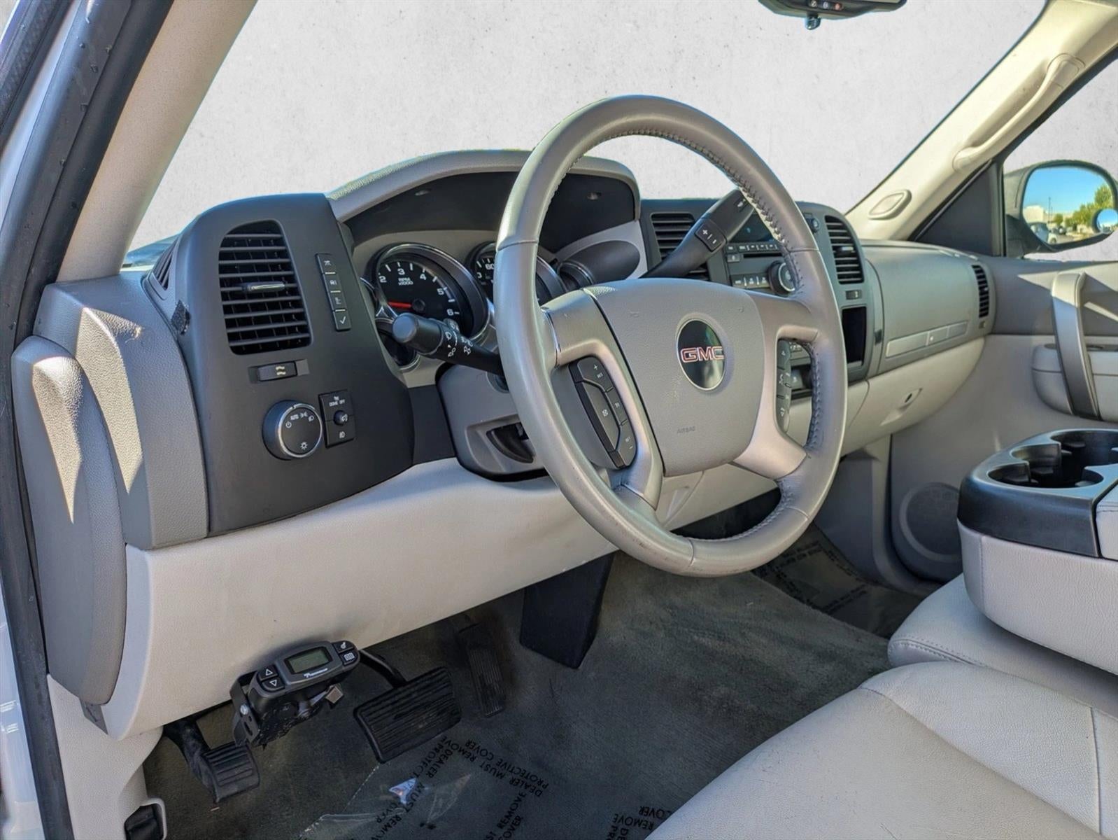 2011 GMC Sierra 1500 Crew Cab Short Box 2-Wheel Drive SLE