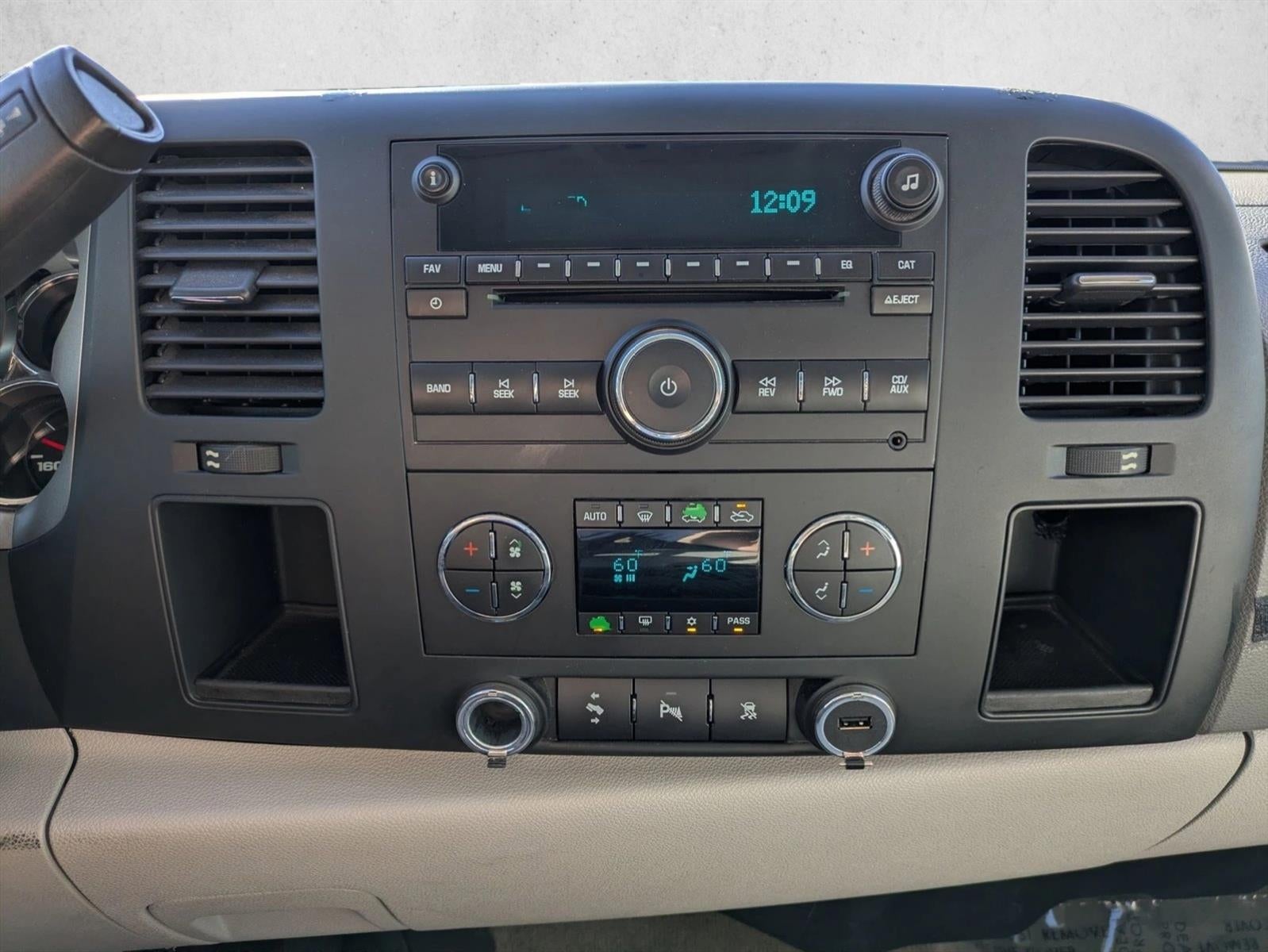 2011 GMC Sierra 1500 Crew Cab Short Box 2-Wheel Drive SLE