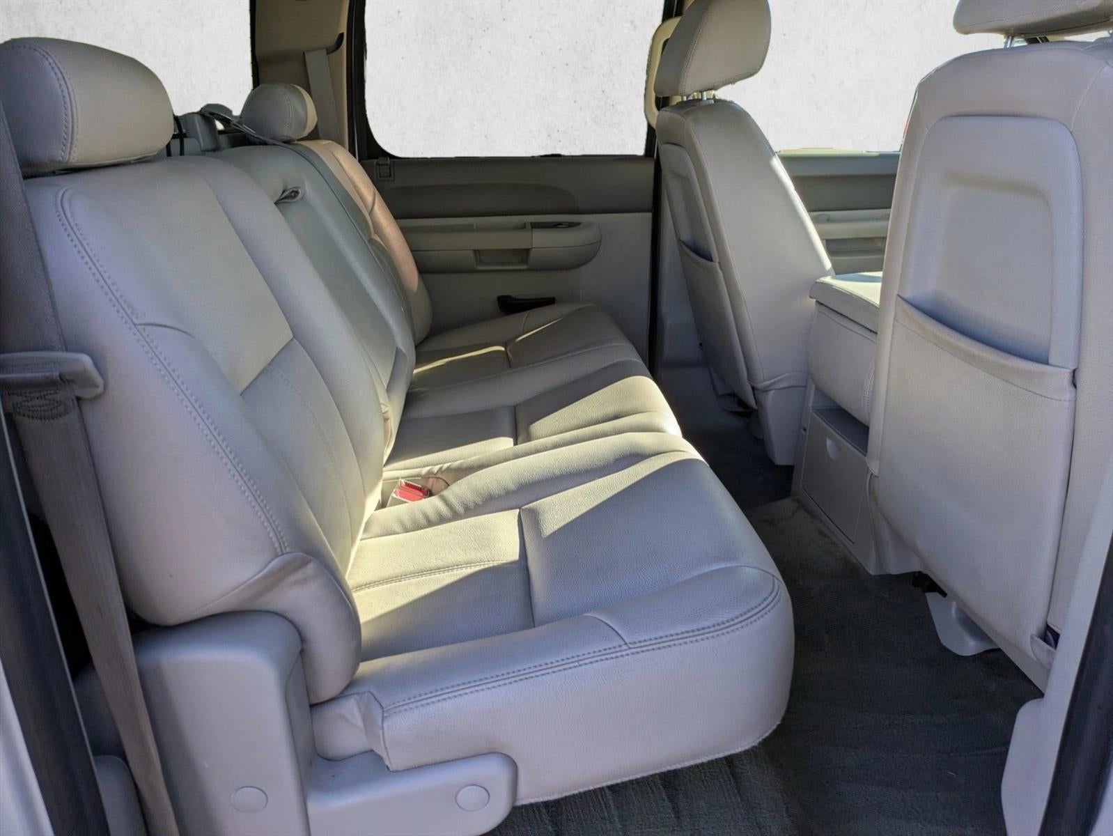 2011 GMC Sierra 1500 Crew Cab Short Box 2-Wheel Drive SLE