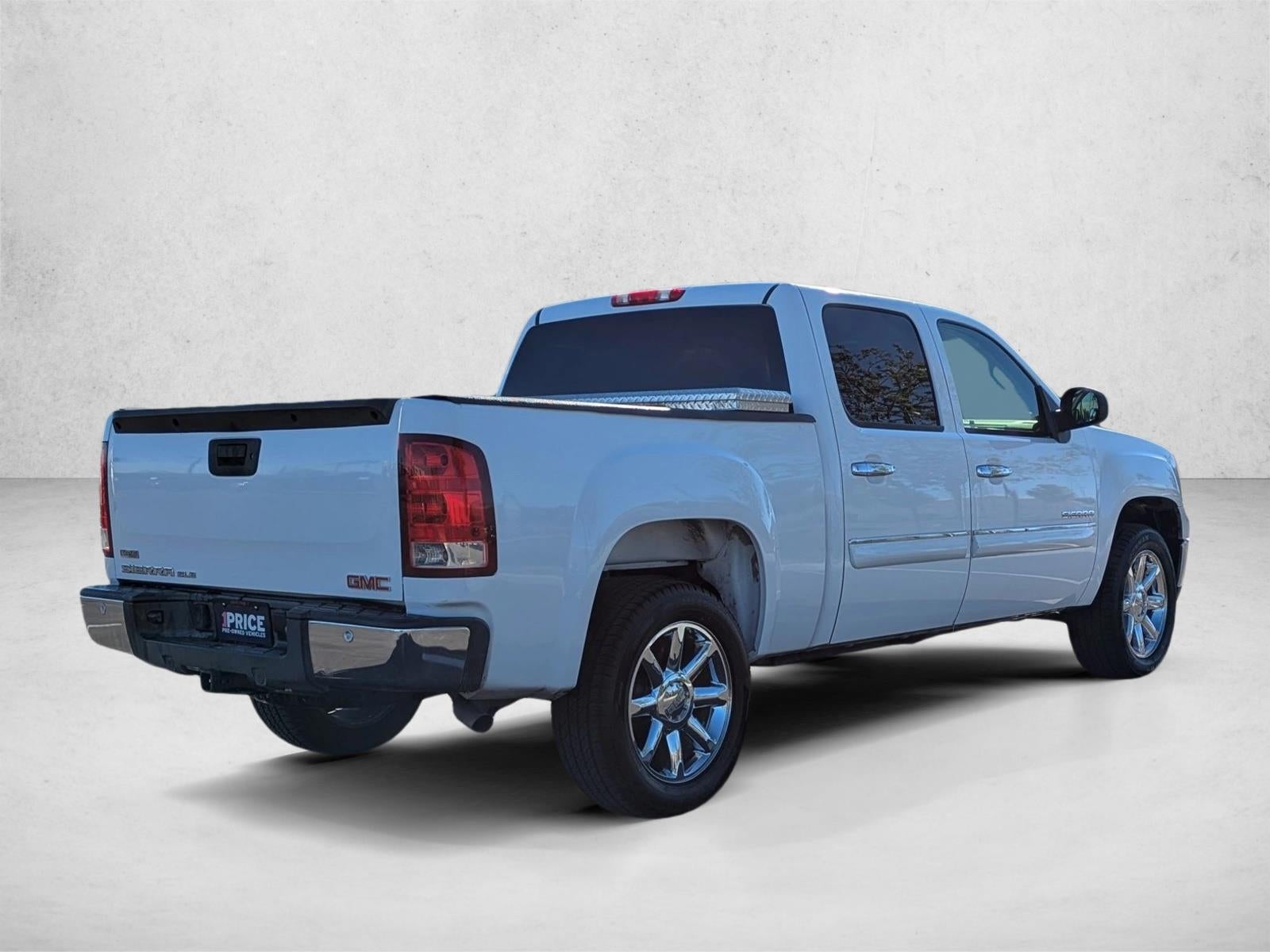 2011 GMC Sierra 1500 Crew Cab Short Box 2-Wheel Drive SLE
