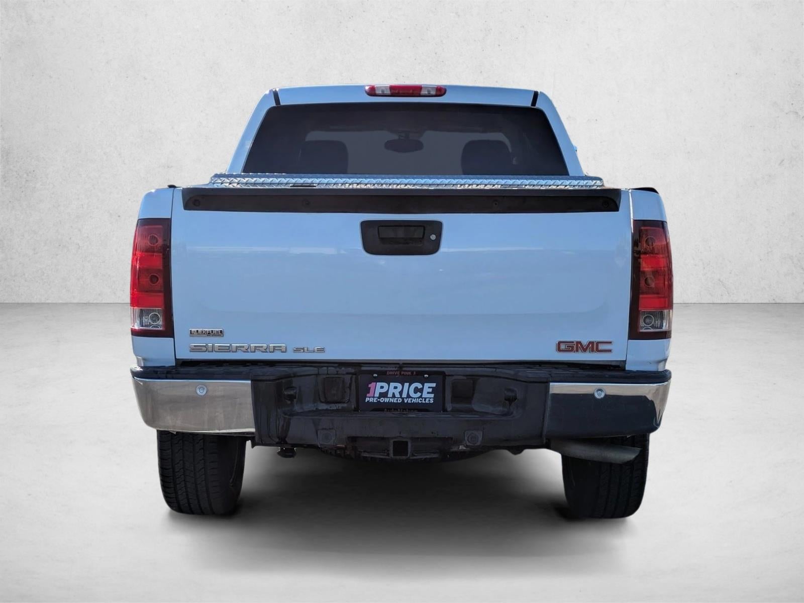 2011 GMC Sierra 1500 Crew Cab Short Box 2-Wheel Drive SLE