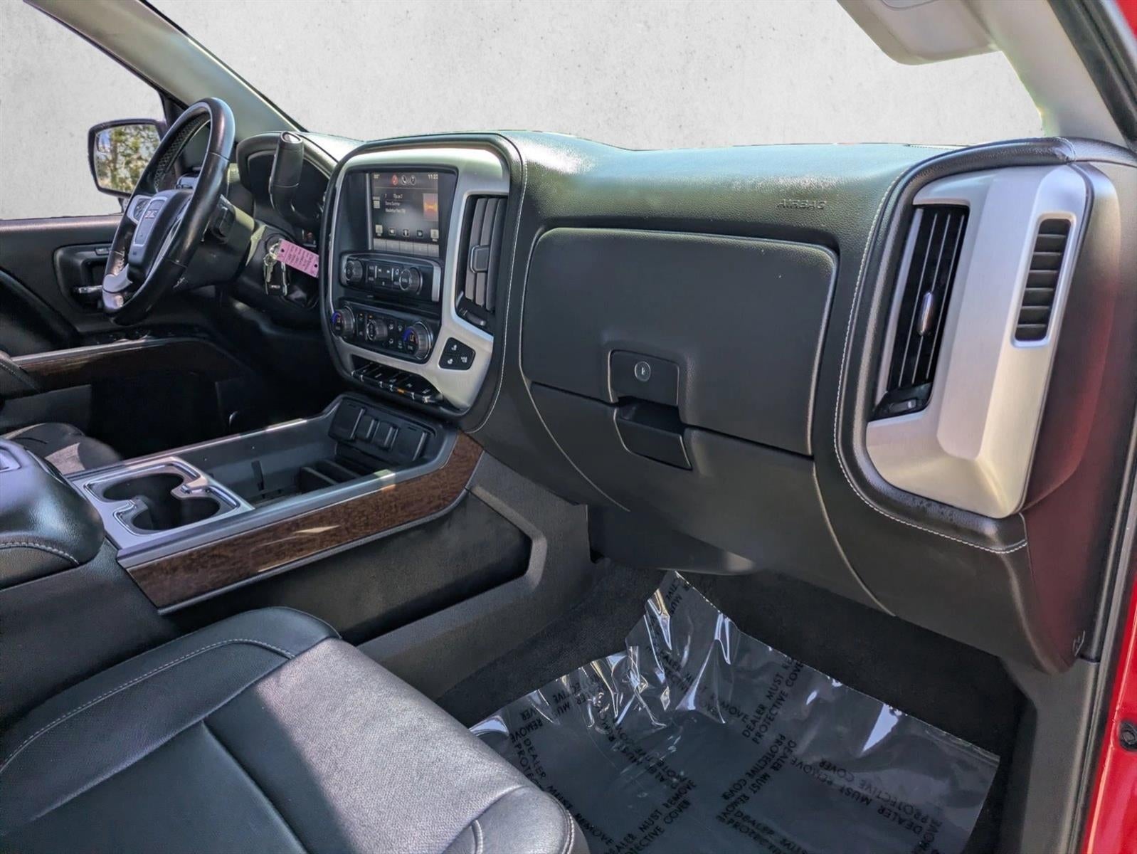 2015 GMC Sierra 1500 Crew Cab Standard Box 4-Wheel Drive SLT