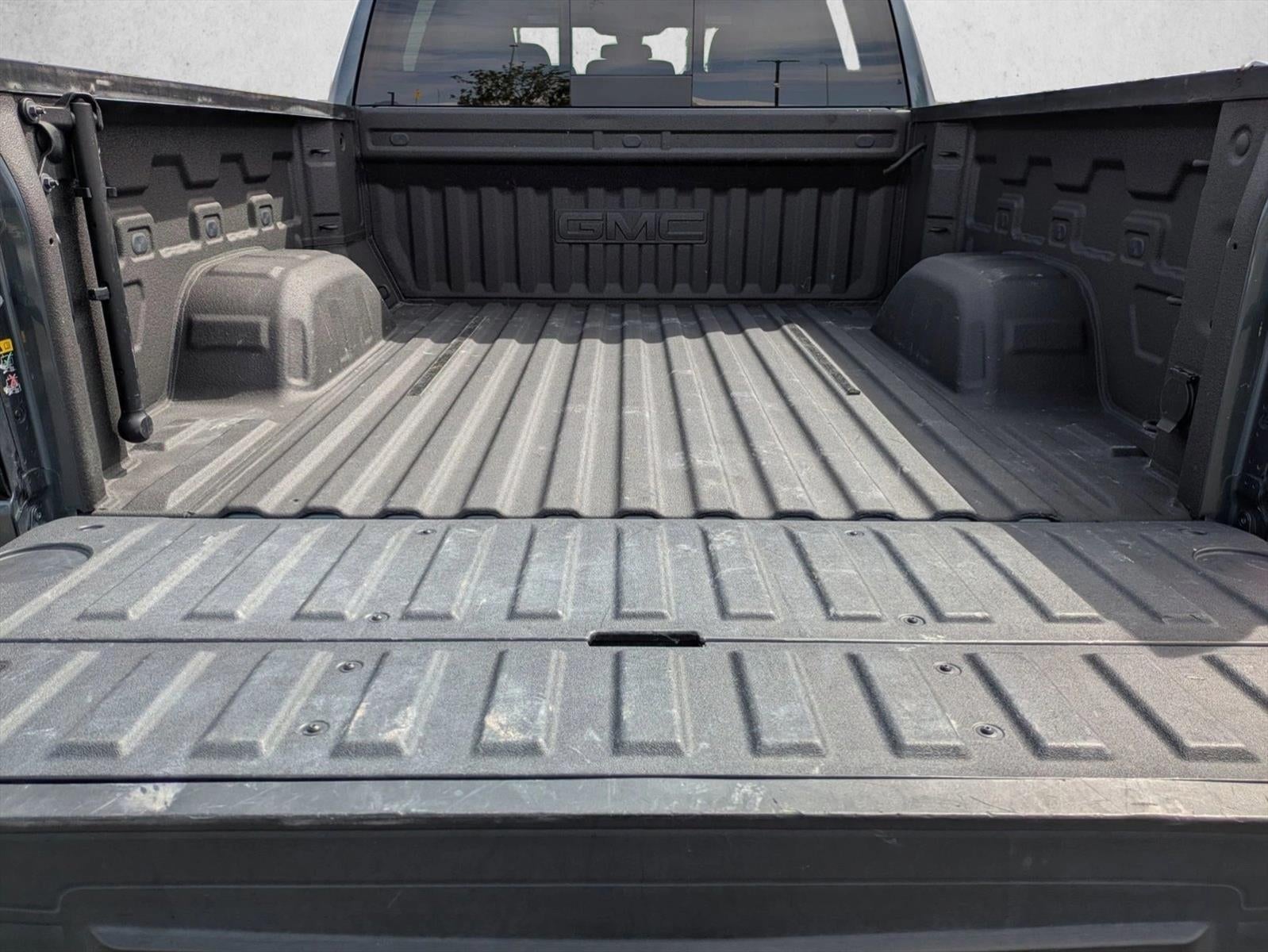 2019 GMC Sierra 1500 Crew Cab Short Box 4-Wheel Drive SLT