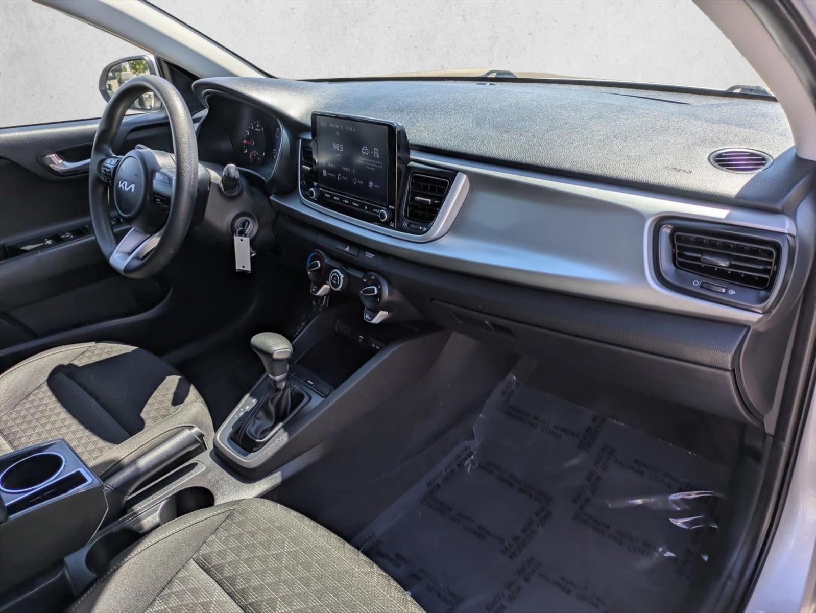 2022 Kia Rio LX IVT