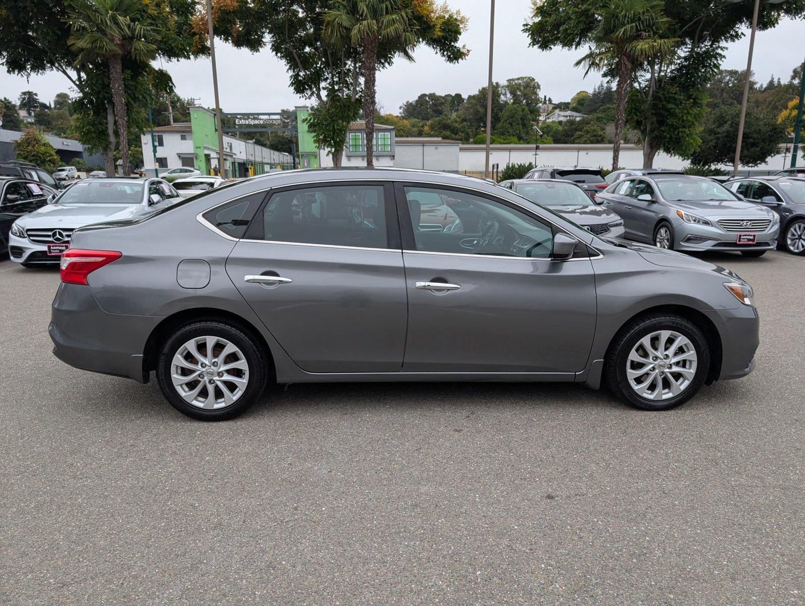 2018 Nissan Sentra SV CVT