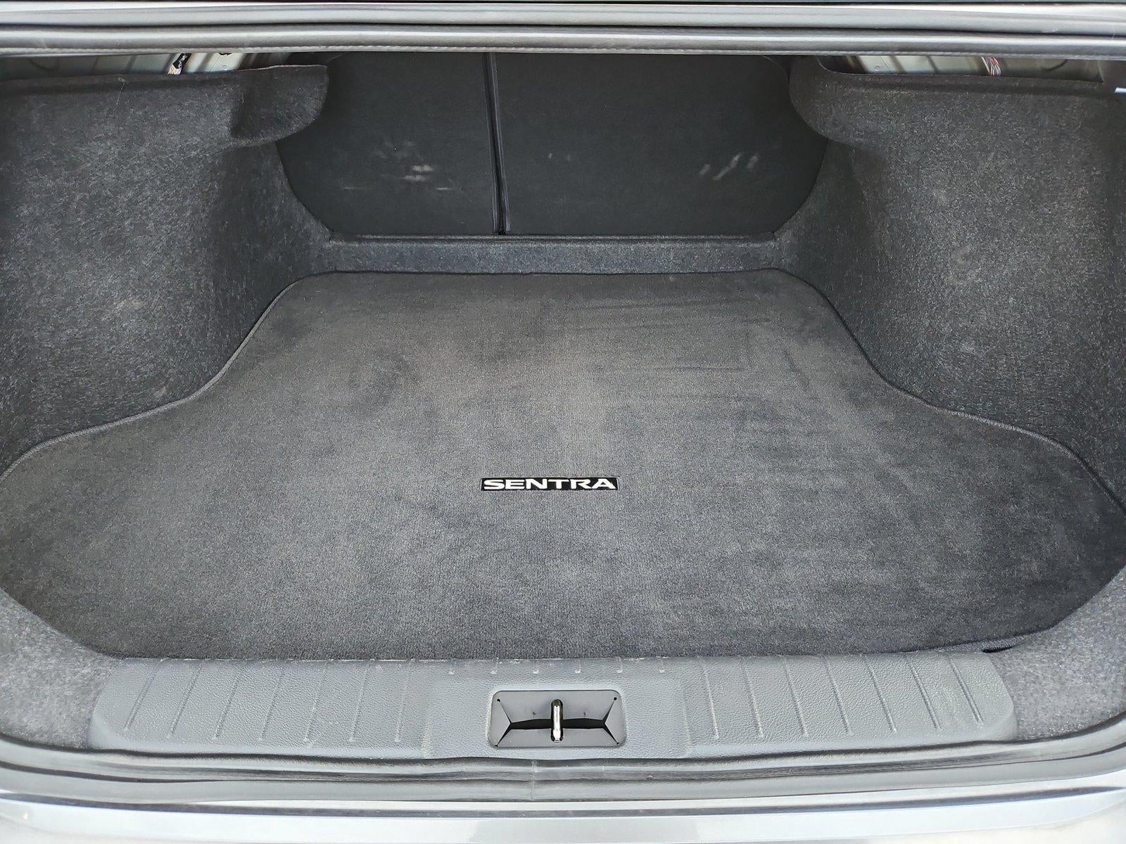2025 Nissan Sentra SR CVT