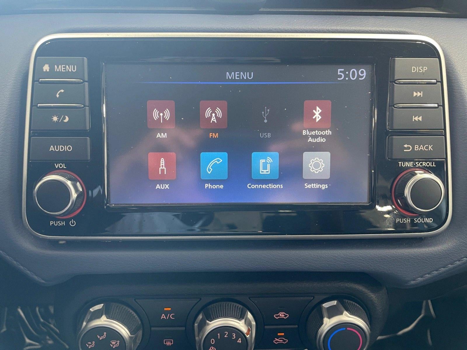 2024 Nissan Versa SV CVT