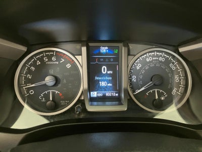 2022 Toyota Tacoma 2WD 2WD SR5 Double Cab 5' Bed V6 AT (Natl)