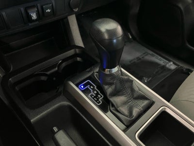 2022 Toyota Tacoma 2WD 2WD SR5 Double Cab 5' Bed V6 AT (Natl)