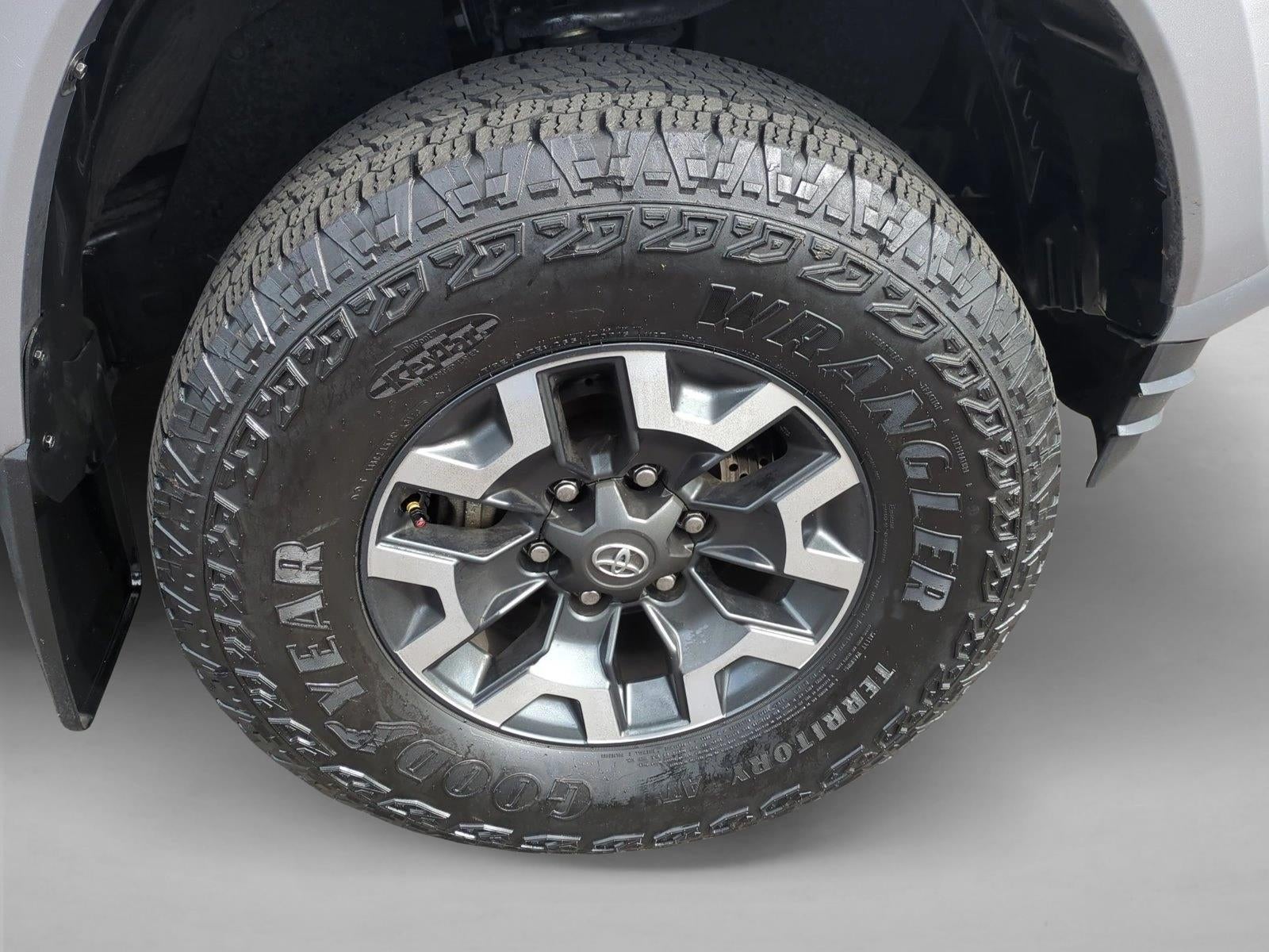 2019 Toyota Tacoma 2WD 2WD SR5 Double Cab 5' Bed V6 AT (GS)