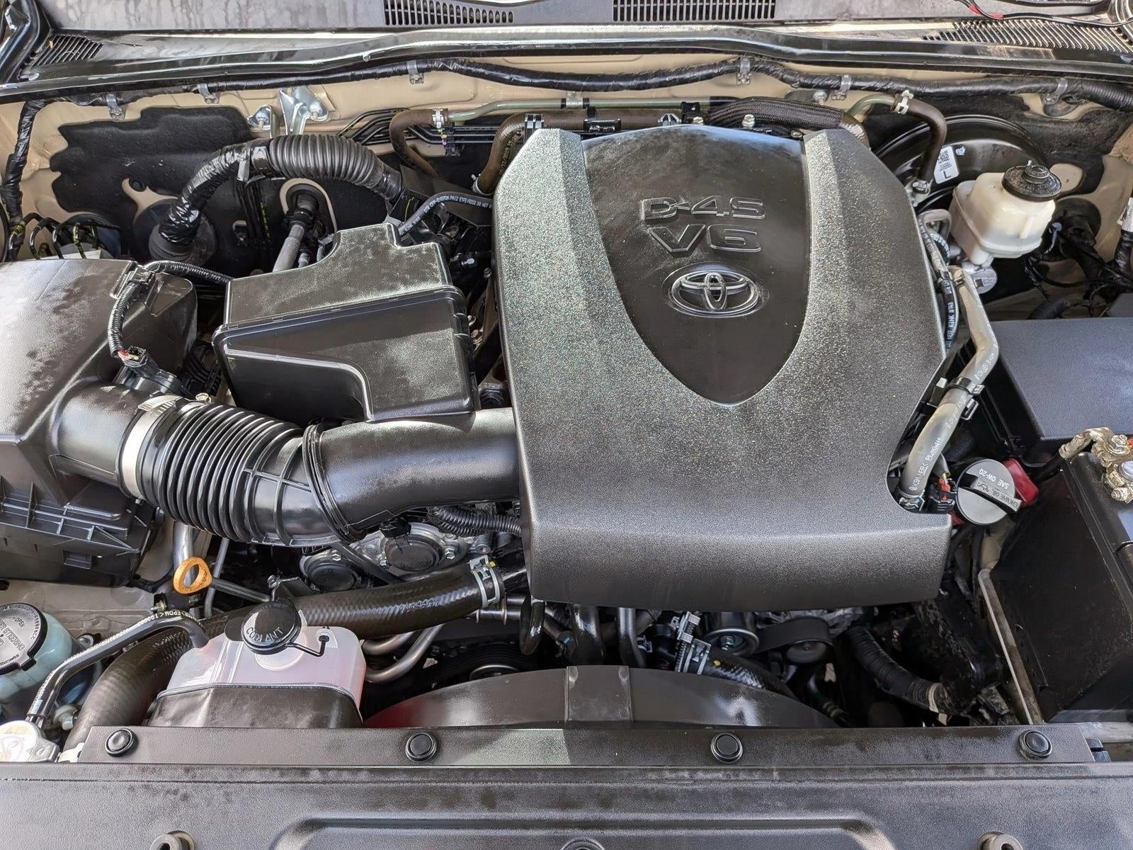 2020 Toyota Tacoma 2WD 2WD SR5 Double Cab 5' Bed V6 AT (Natl)