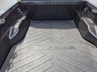 2020 Toyota Tacoma 2WD 2WD SR5 Double Cab 5' Bed V6 AT (Natl)