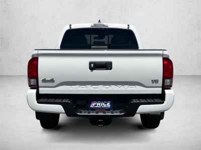 2022 Toyota Tacoma 4WD 4WD SR5 Double Cab 5' Bed V6 AT (Natl)