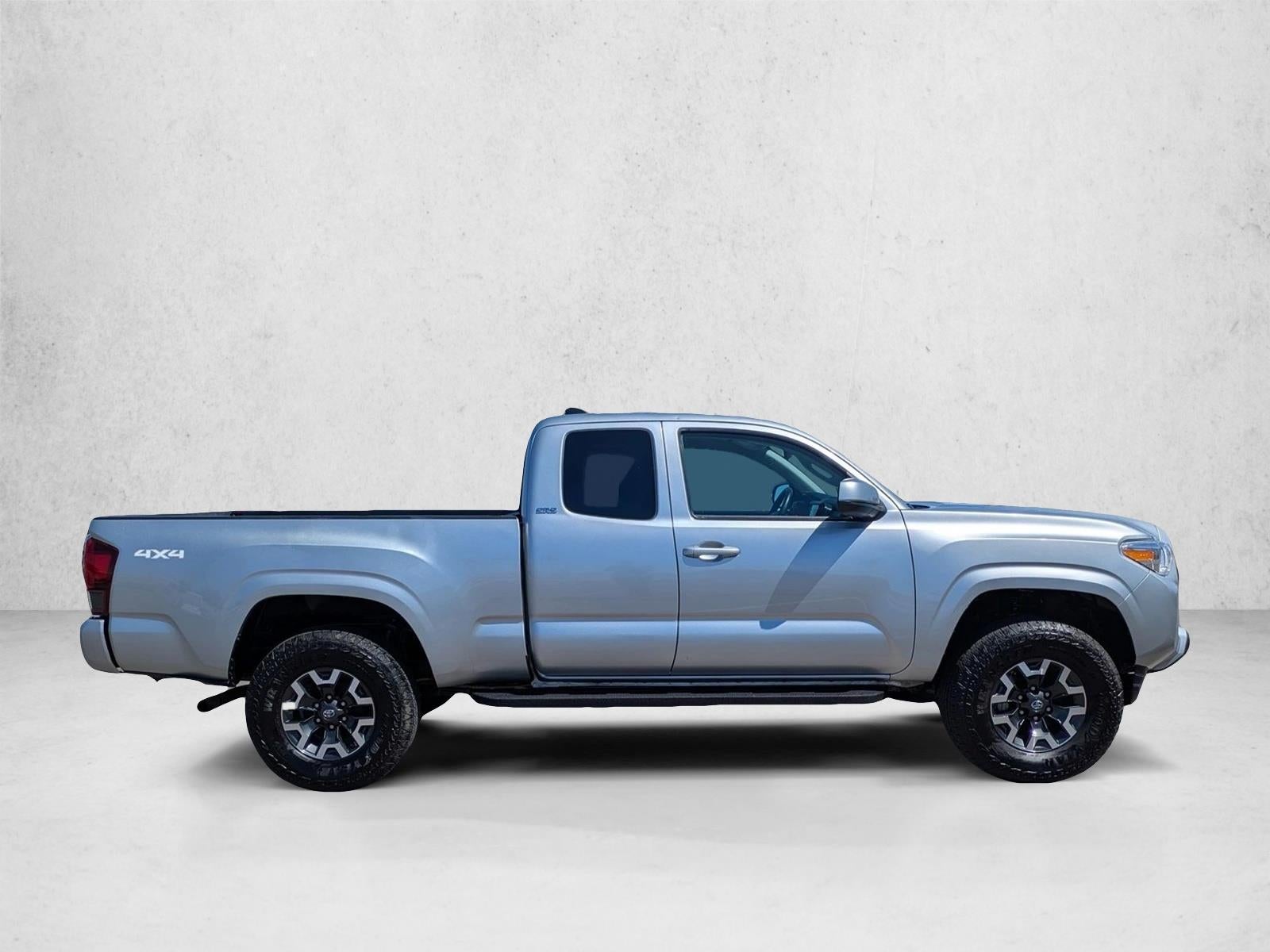 2023 Toyota Tacoma 4WD 4WD SR Access Cab 6' Bed I4 AT (Natl)