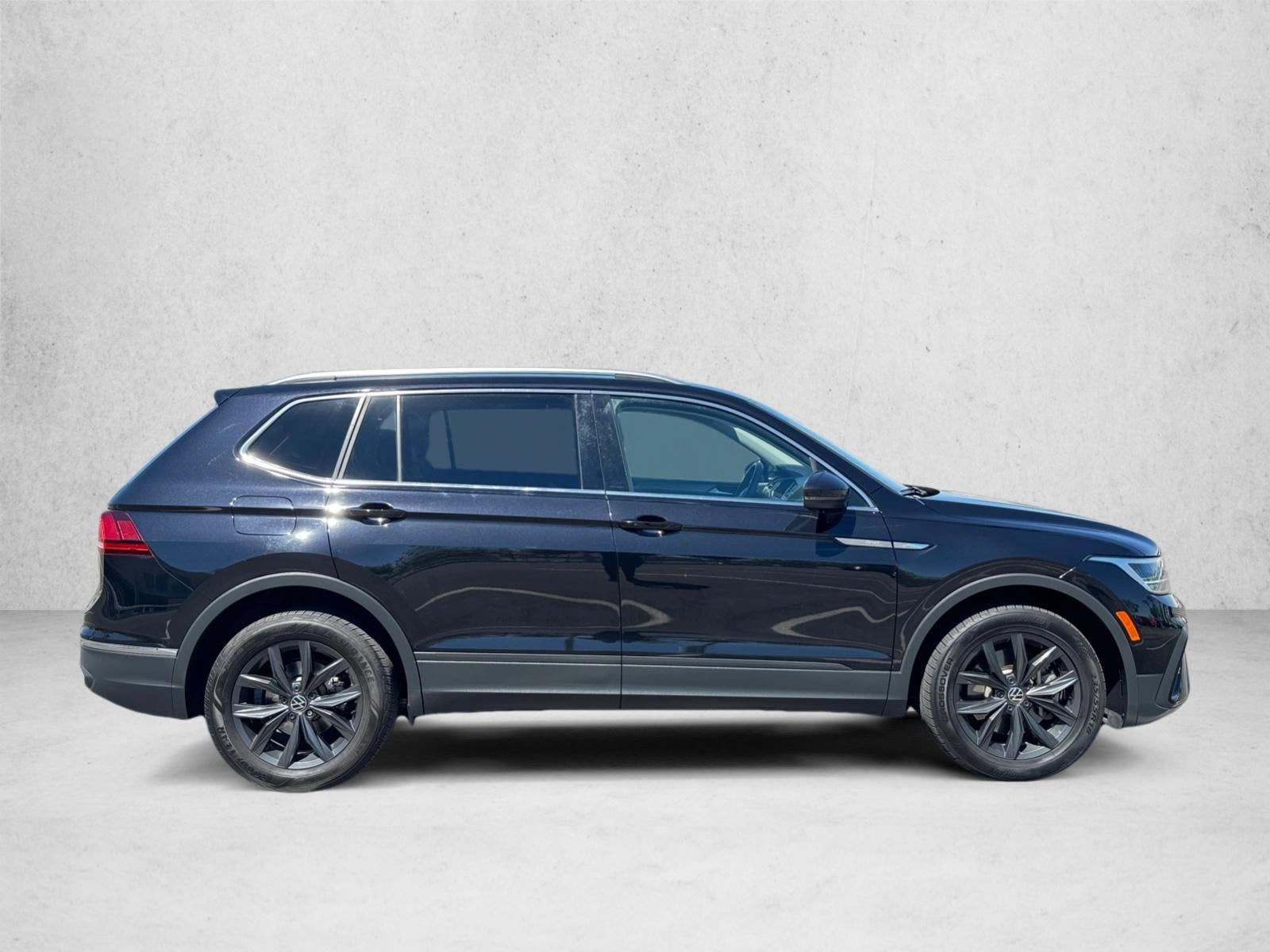 2024 Volkswagen Tiguan 2.0T SE FWD