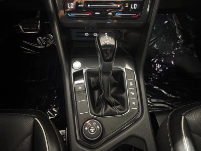2024 Volkswagen Tiguan 2.0T SEL R-Line 4MOTION