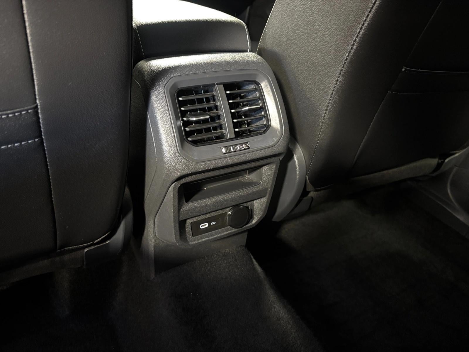 2024 Volkswagen Tiguan 2.0T SEL R-Line 4MOTION