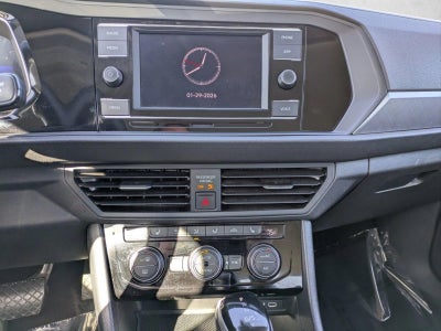 2024 Volkswagen Jetta SE Auto