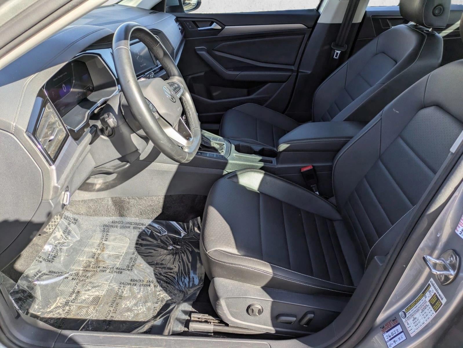 2024 Volkswagen Jetta SE Auto